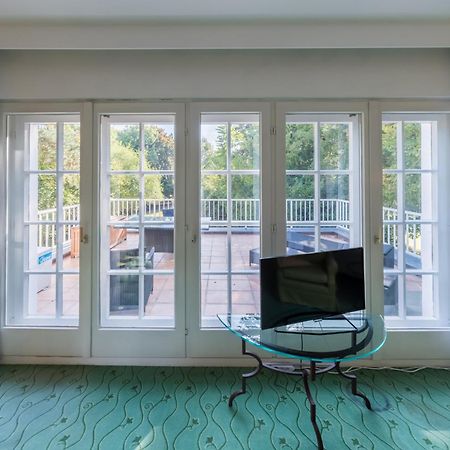דיסלדורף Hotel Villa Im Park חדר תמונה