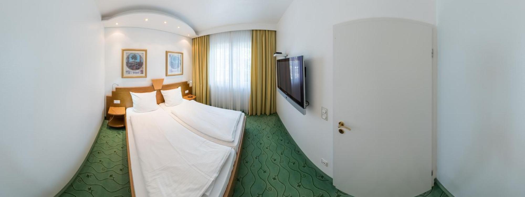 דיסלדורף Hotel Villa Im Park חדר תמונה