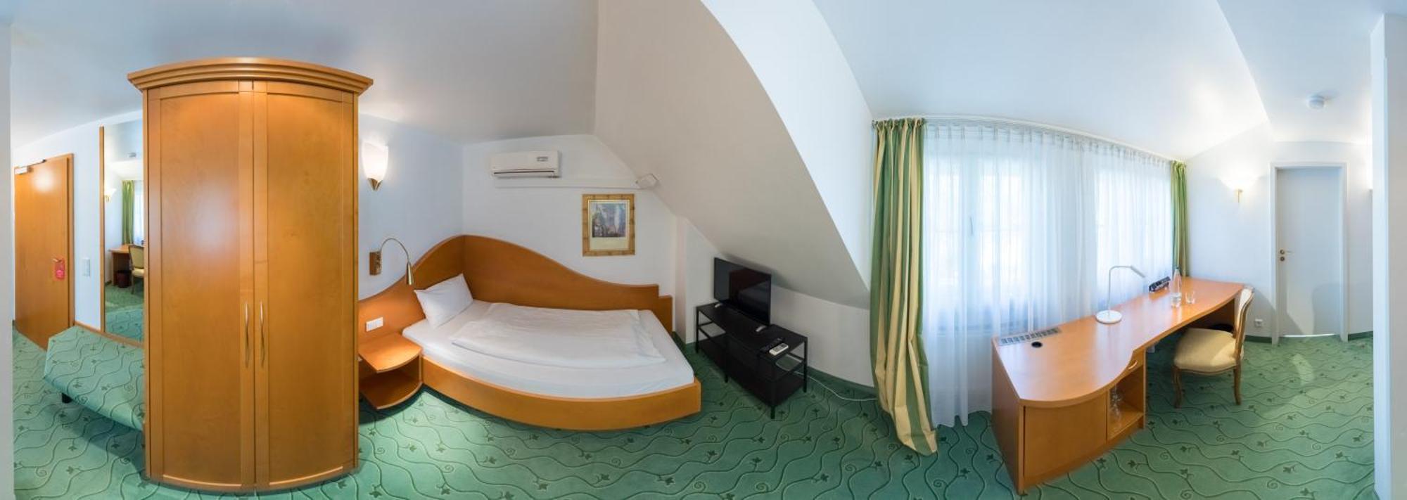 דיסלדורף Hotel Villa Im Park חדר תמונה